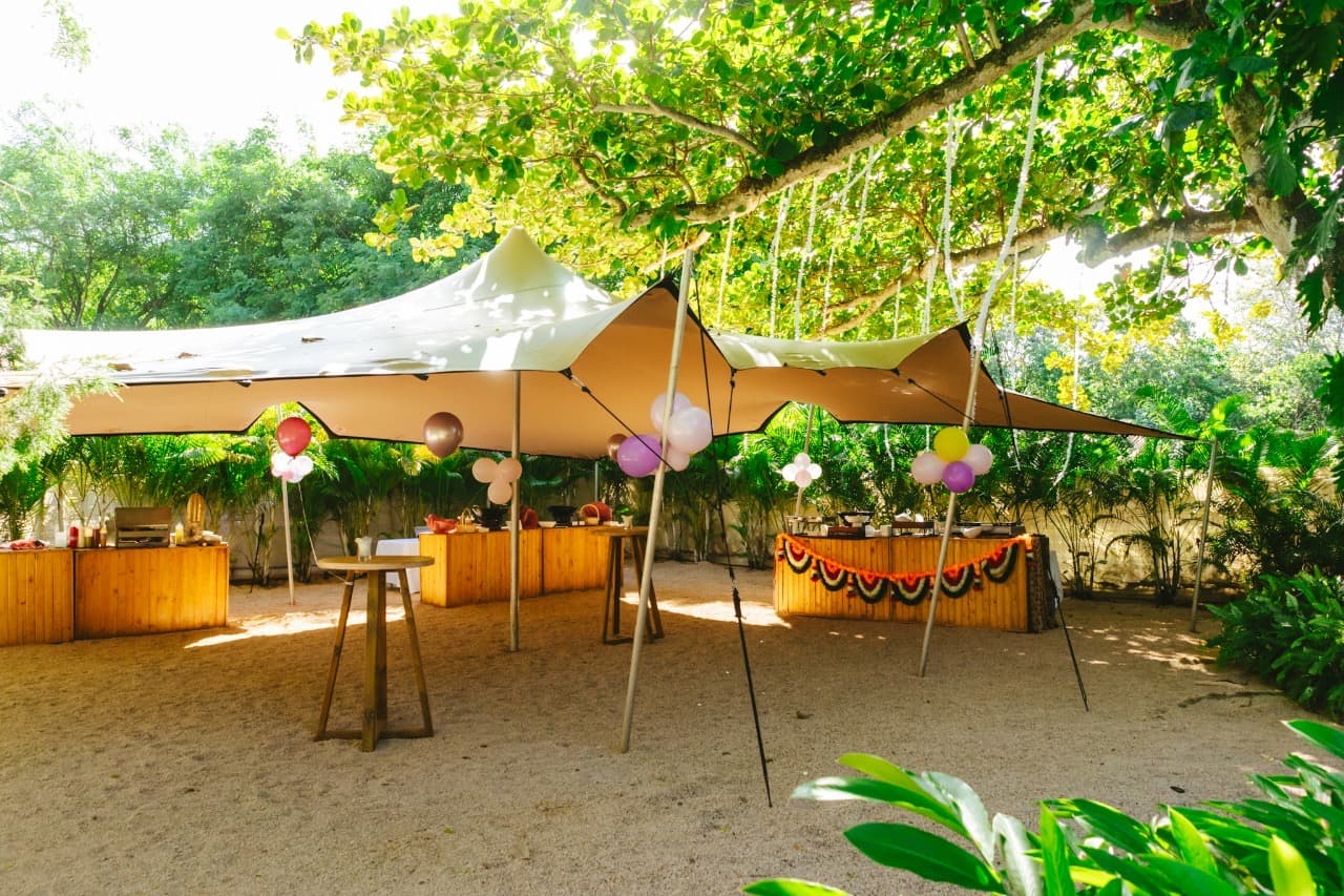 Professional event setup by Elipro Production